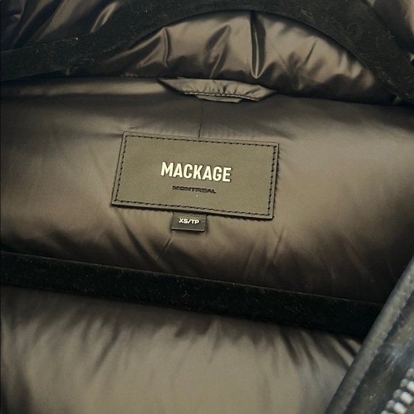 Mackage Madalyn Houndstooth Jacket - Picture 7 of 16